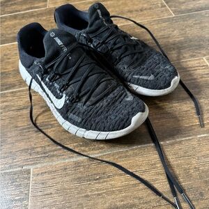 Nike Women’s Black and Gray Athletic Shoes